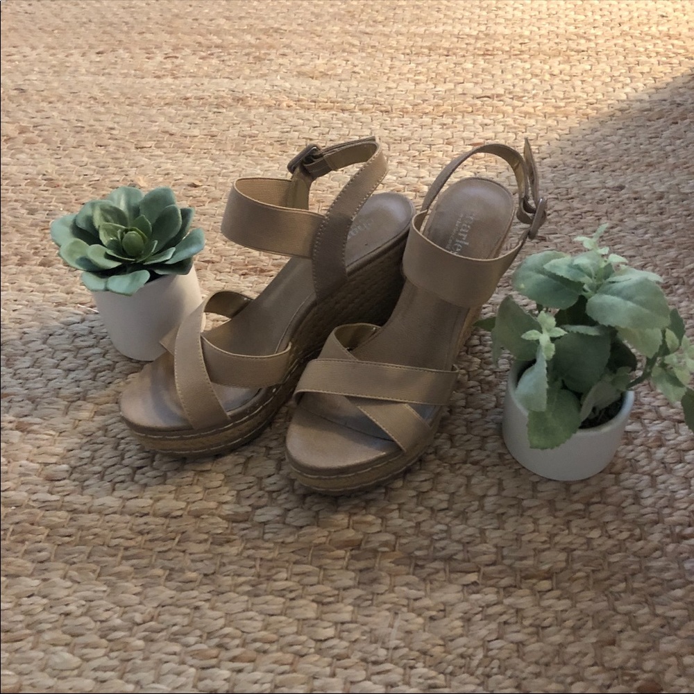 Brown/Beige Wedge High Heels